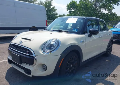 2020 Mini Hardtop Cooper S из США, поврежденный, VIN WMWXU9C04L2M54518